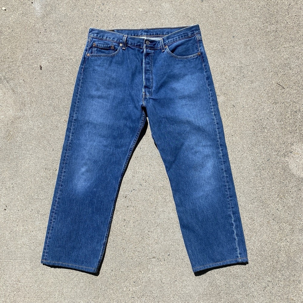 Vintage Levi's 501 Denim Jeans Blue 36x26 Made in USA 90s Medium Wash